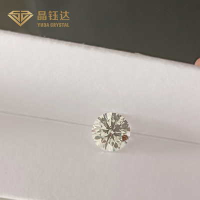 Diamenty w laboratorium do produkcji biżuterii diamentowej