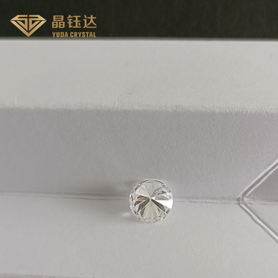 Diamenty w laboratorium do produkcji biżuterii diamentowej